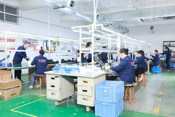 1 10 فرش سيارات كهربائية بتحكم عن بعد مصنع الصين