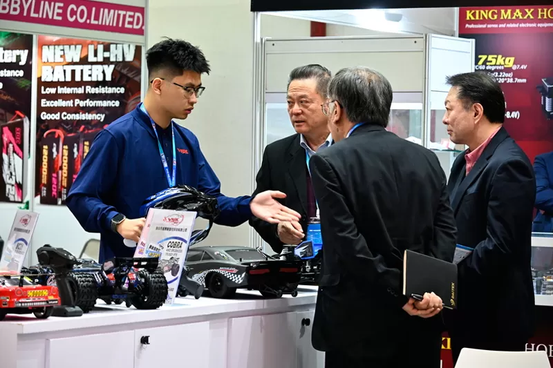 الالتزام بالنمو المتبادل