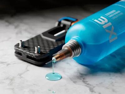 دليل لاستخدام Threadlocker على السيارات الصليب