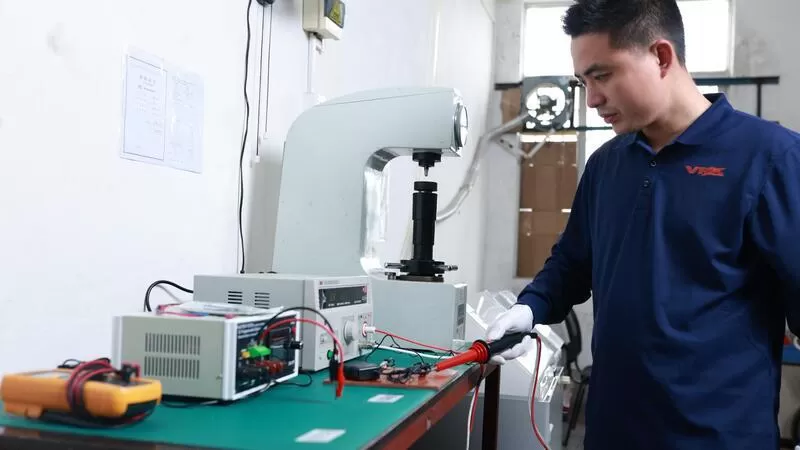 فريق مراقبة الجودة