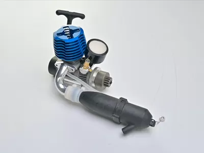 إعادة ضبط إبر محرك نيترو بالتحكم عن بعد إلى إعدادات المصنع