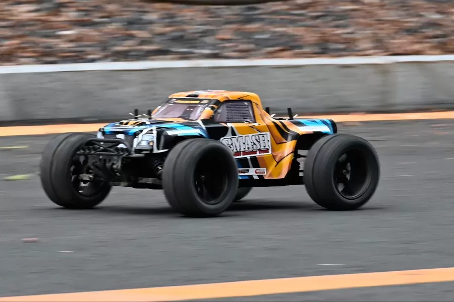 10 مقياس 4WD شاحنة كهربائية للطرق الوعرة RC c c G بدون فرش عالية السرعة RTR # RH1066