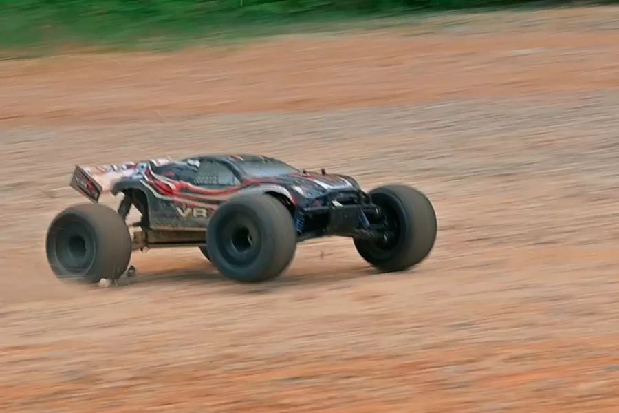 8 مقياس 4WD على الطرق الوعرة الكهربائية RC Truggy G بدون فرش عالية السرعة RTR # RH811